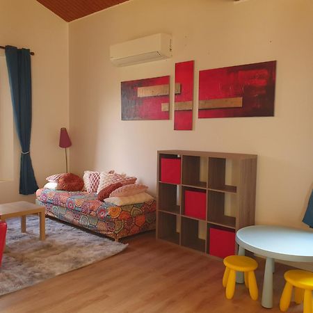 Maison Avec Piscine Location De Vacances Ferme Pedagogique Du Dolmen Le Pouget Ngoại thất bức ảnh
